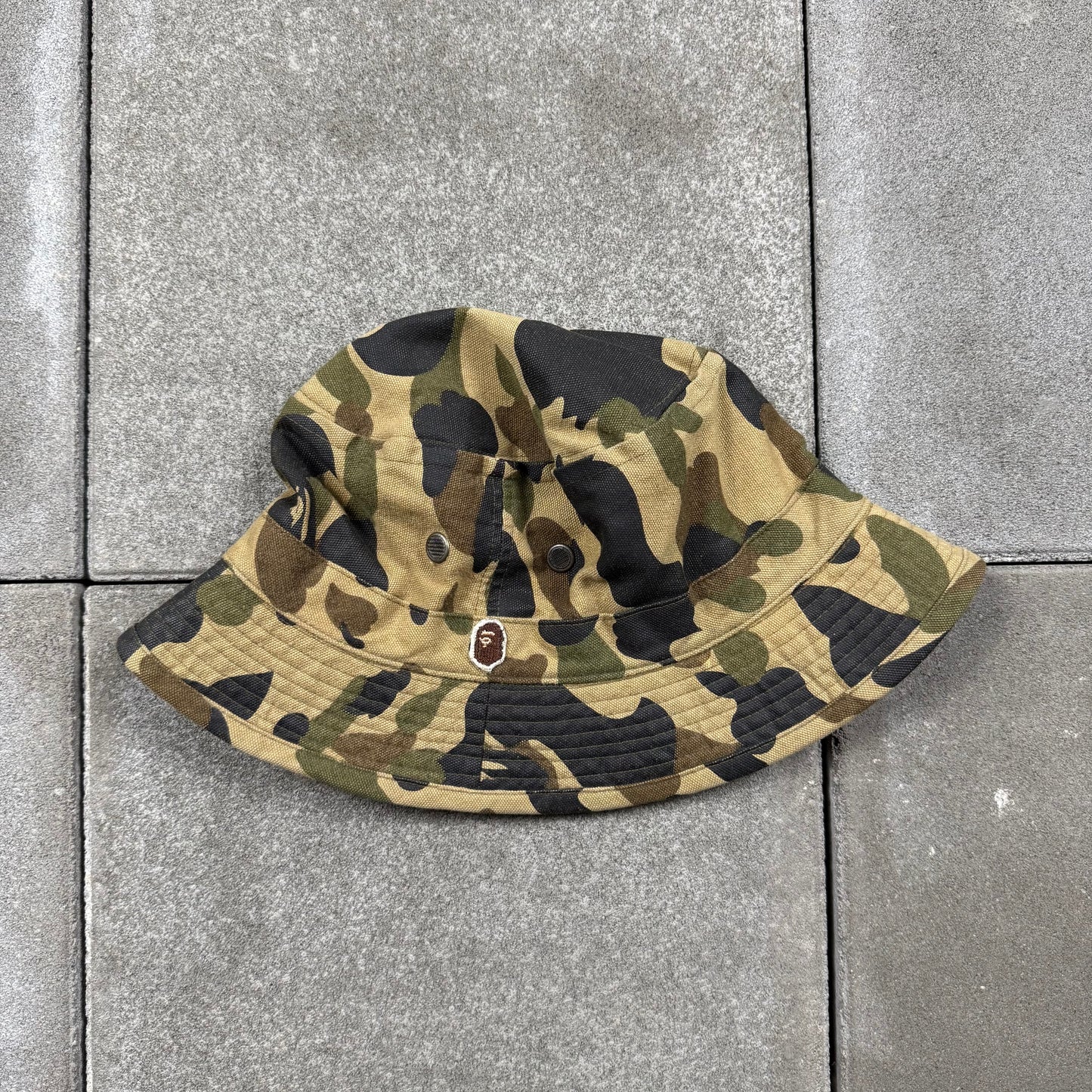 A BATHING APE 90s green camo safari HAT L