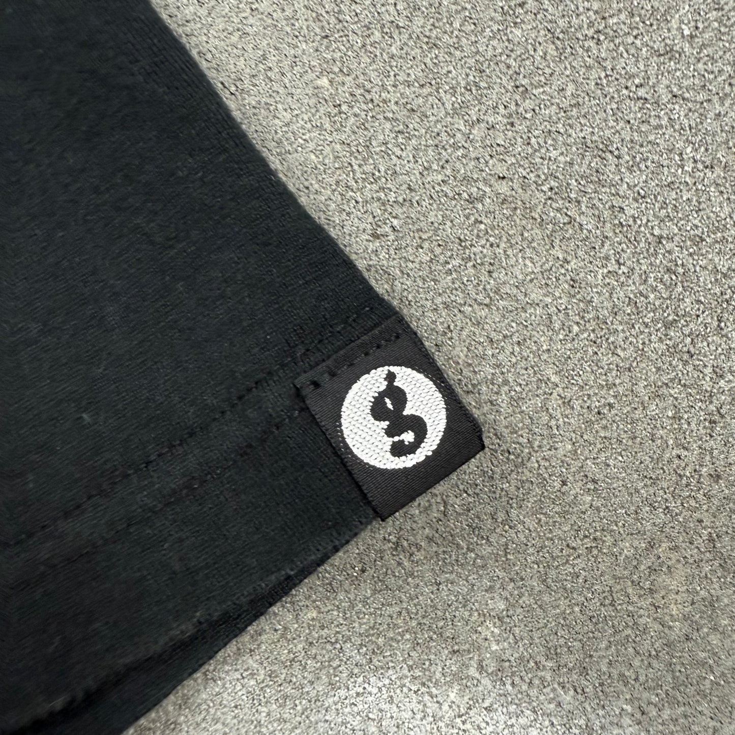 GOOD ENOUGH 10s gram logo pocket Tee