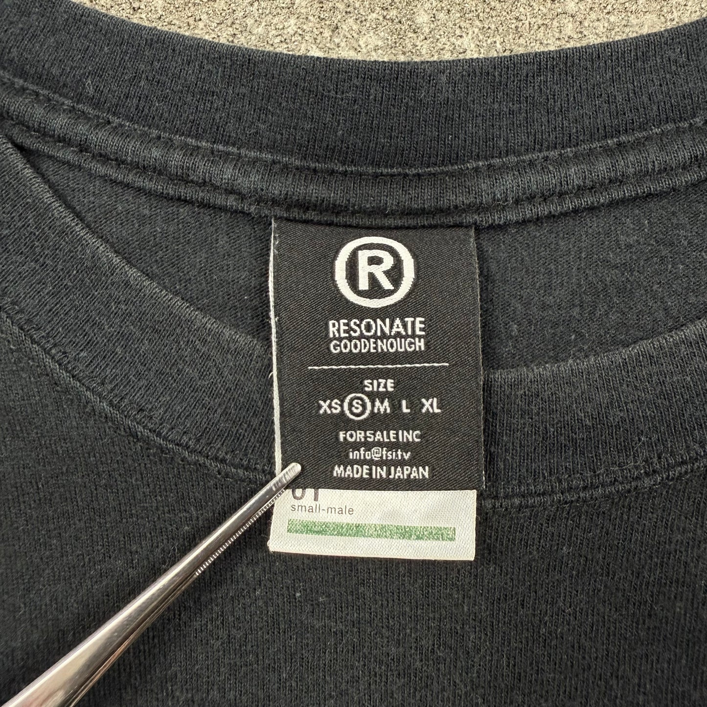 GOOD ENOUGH resonate 10s register lame Tee S