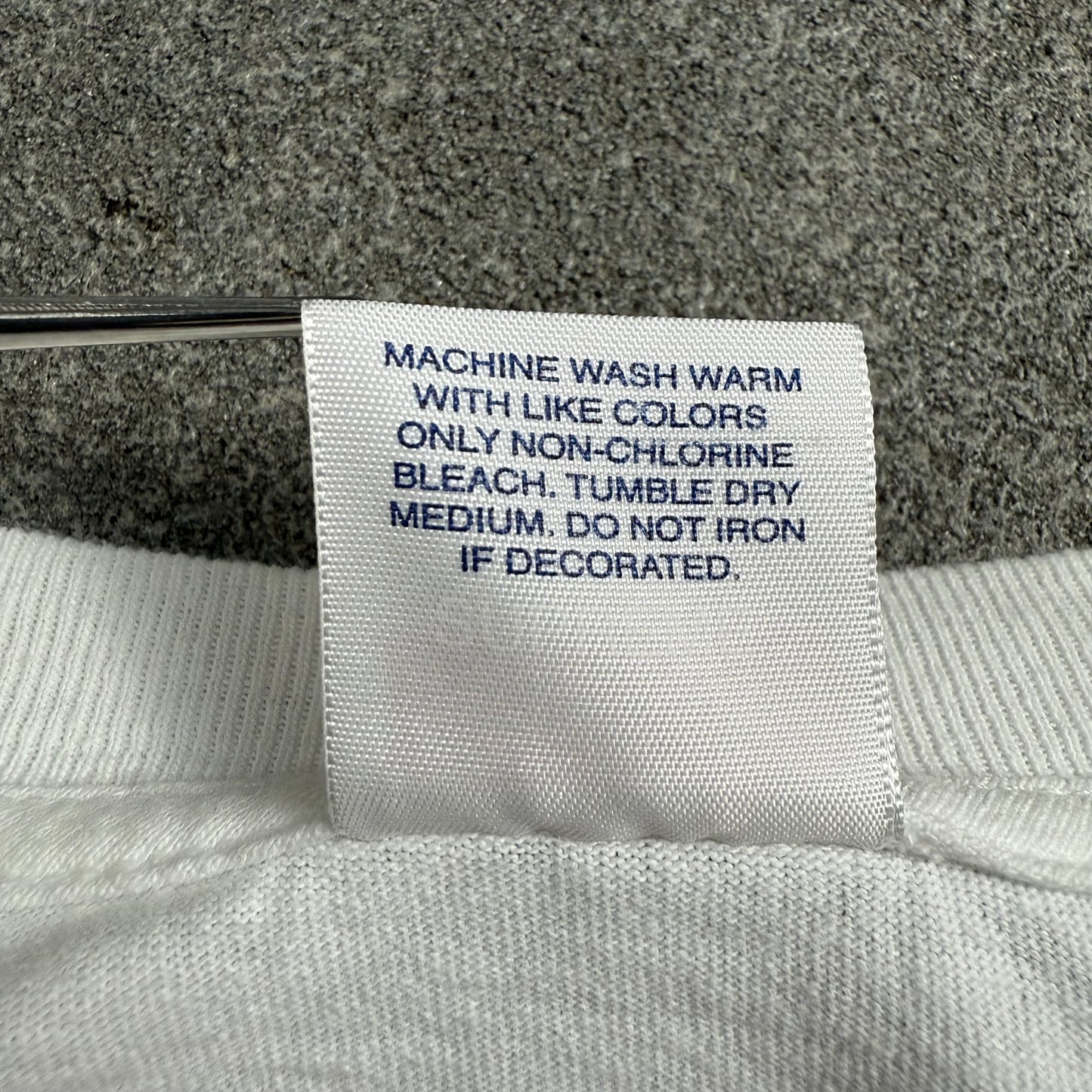 SUPREME 11ss BENEFIT BOX LOGO TEE L