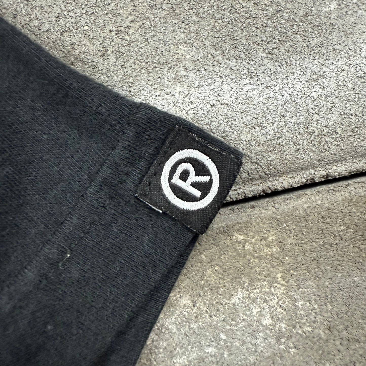 GOOD ENOUGH resonate 10s register lame Tee S