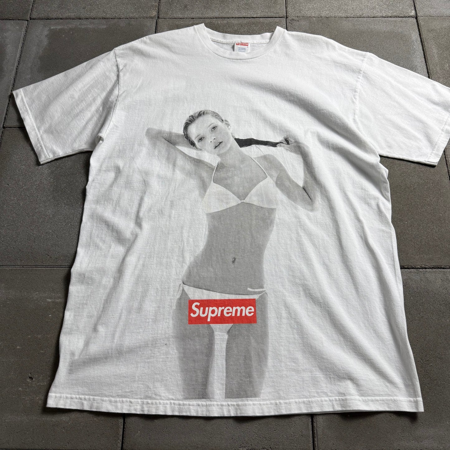 SUPREME 2004ss 10th anniversary Kate Moss Tee XL