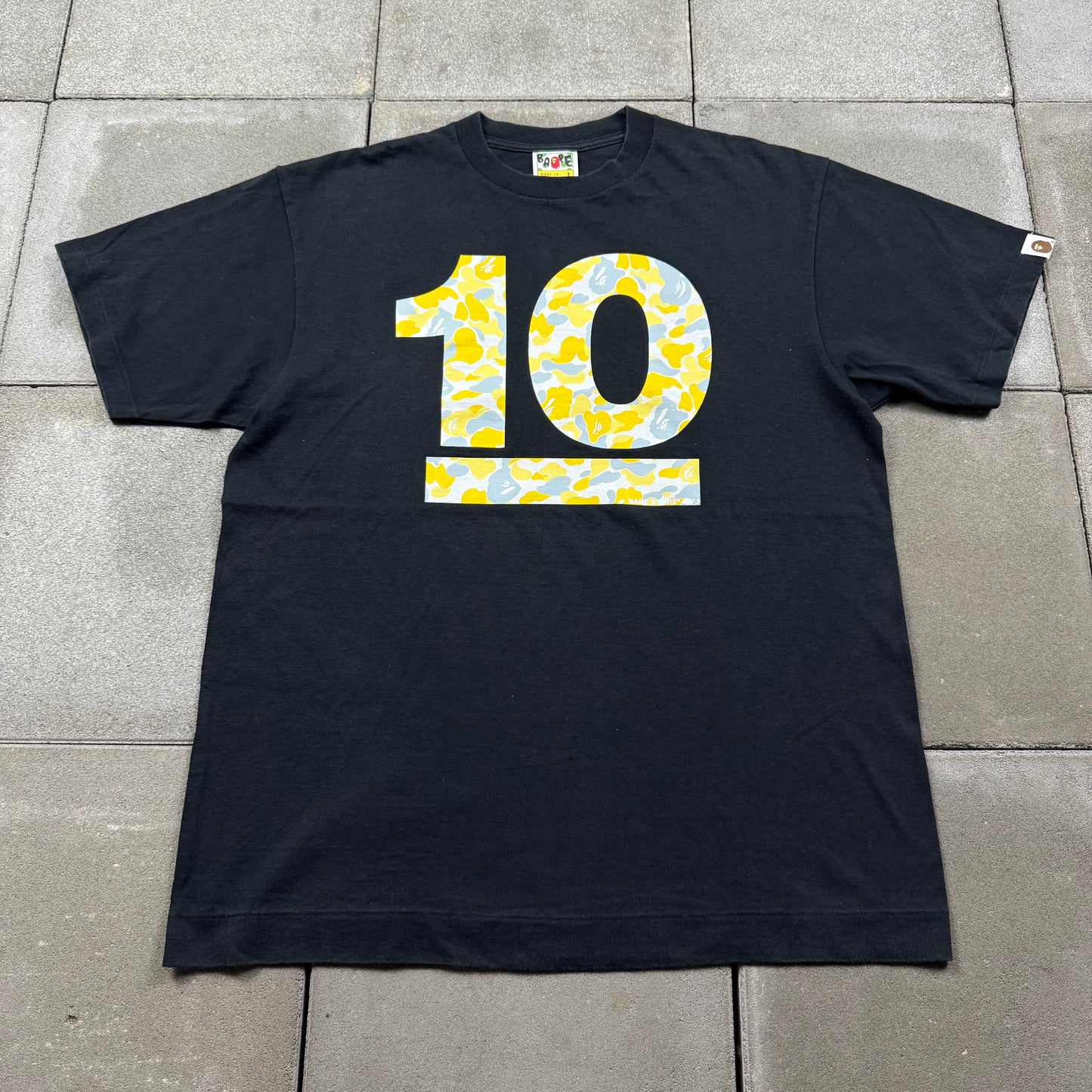 A BATHING APE 10s bape store anniversary logo Tee L