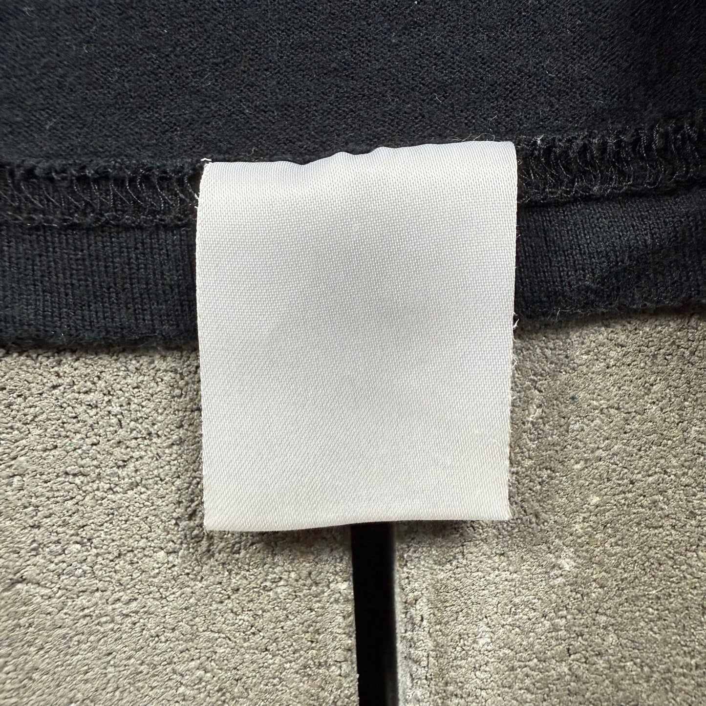 GOOD ENOUGH 10s gram logo pocket Tee