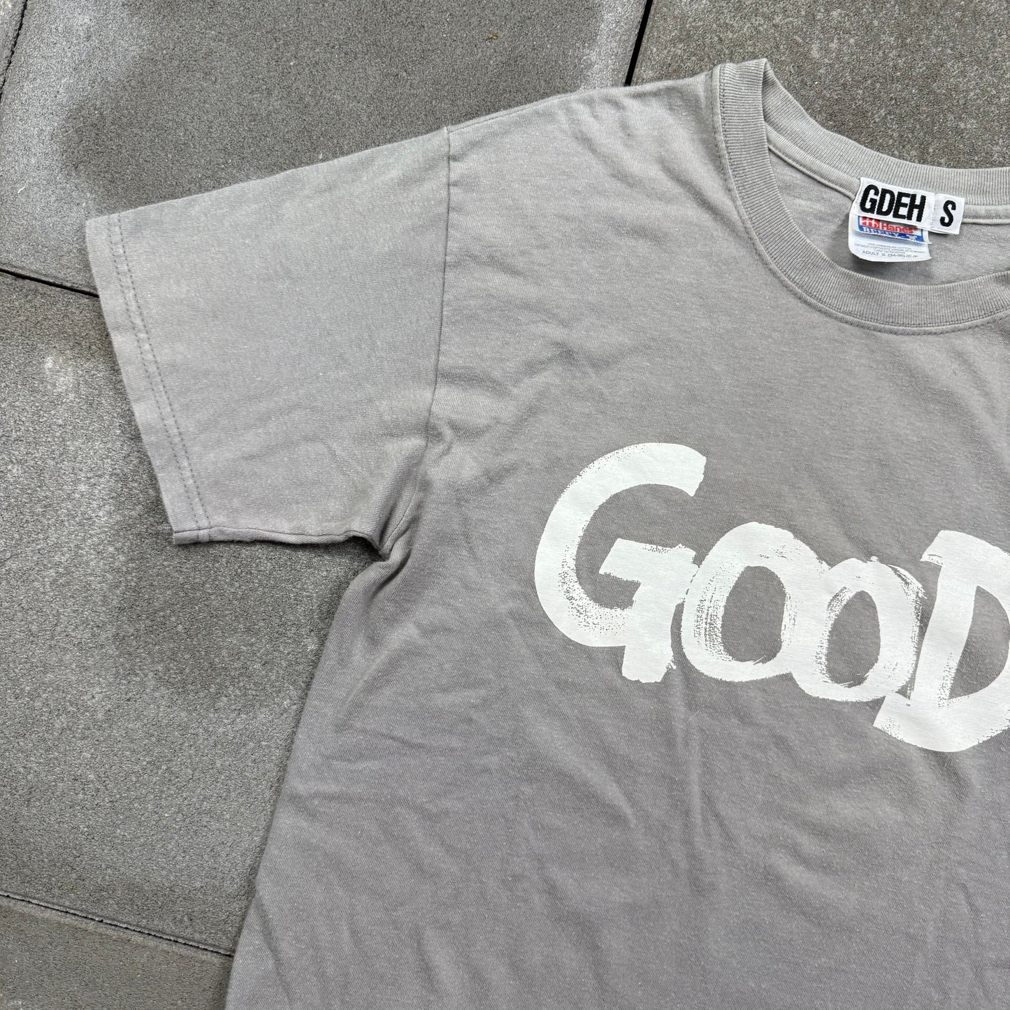 GOOD ENOUGH 00s 2001 "E" Tee hanes body S