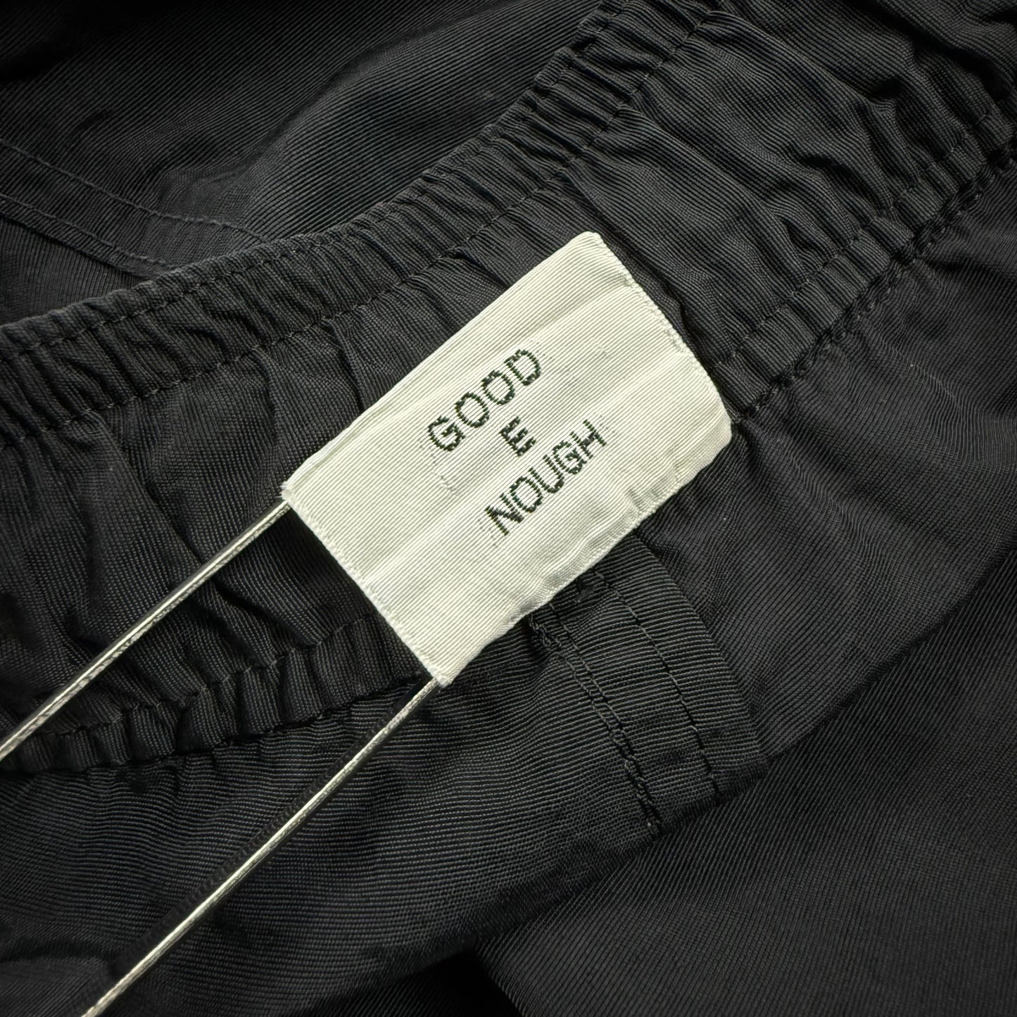 GOOD ENOUGH 00s NYLON CARGO SHORTS L