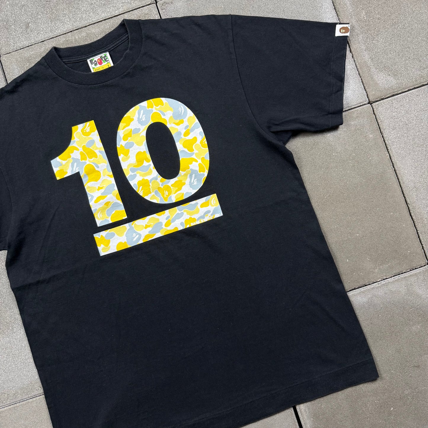 A BATHING APE 10s bape store anniversary logo Tee L