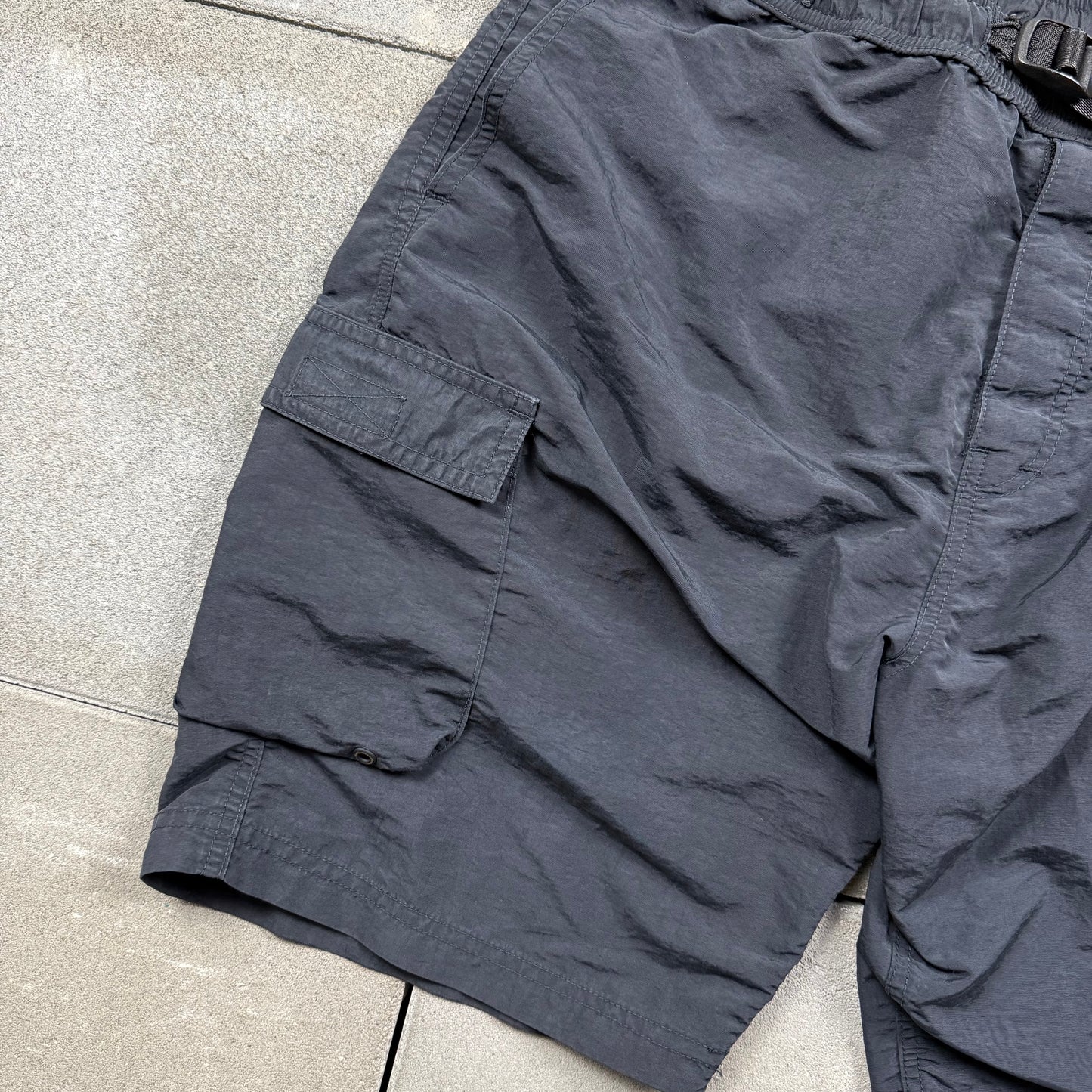 GOOD ENOUGH 00s NYLON CARGO SHORTS L