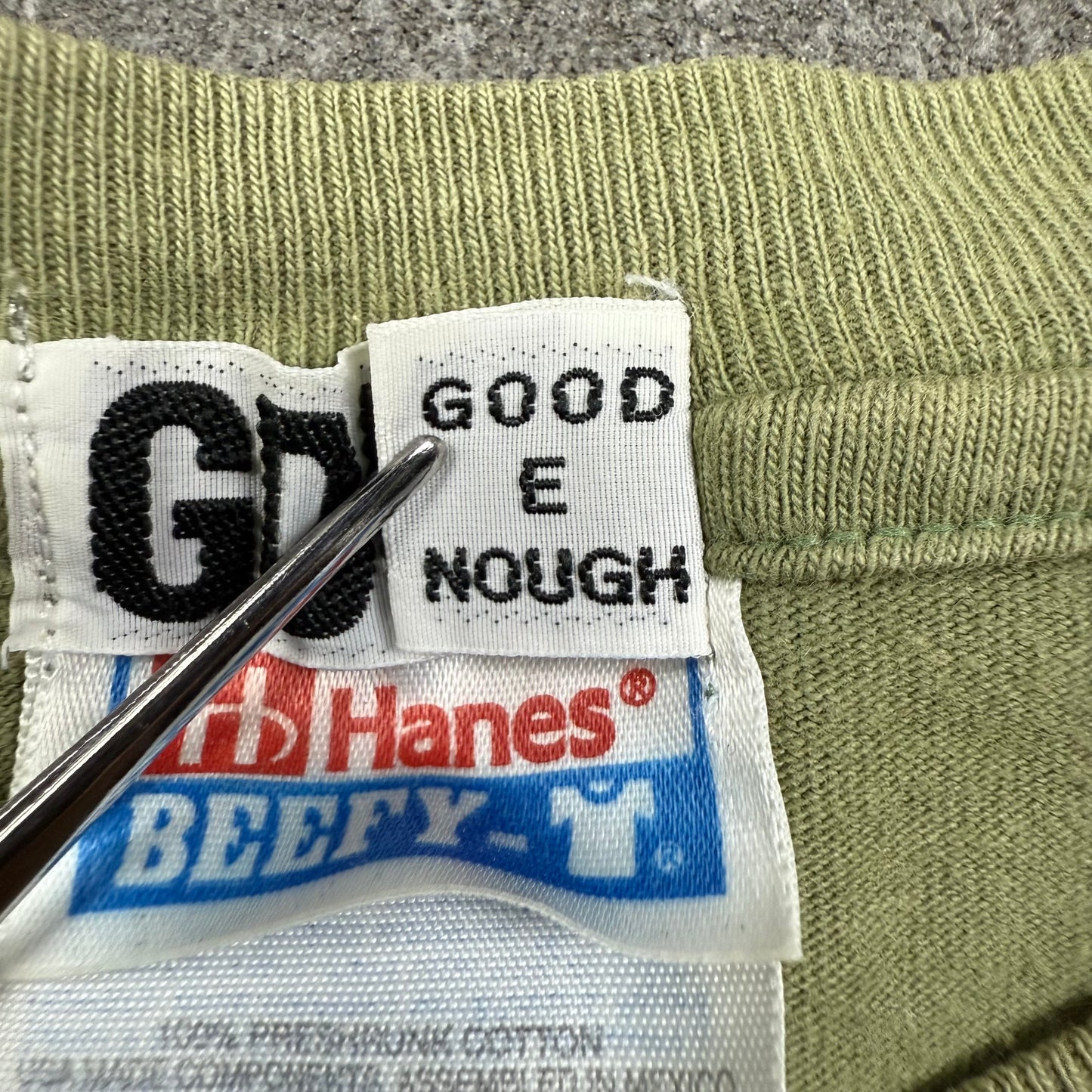 GOOD ENOUGH 00s 2001 "E" Tee hanes body L