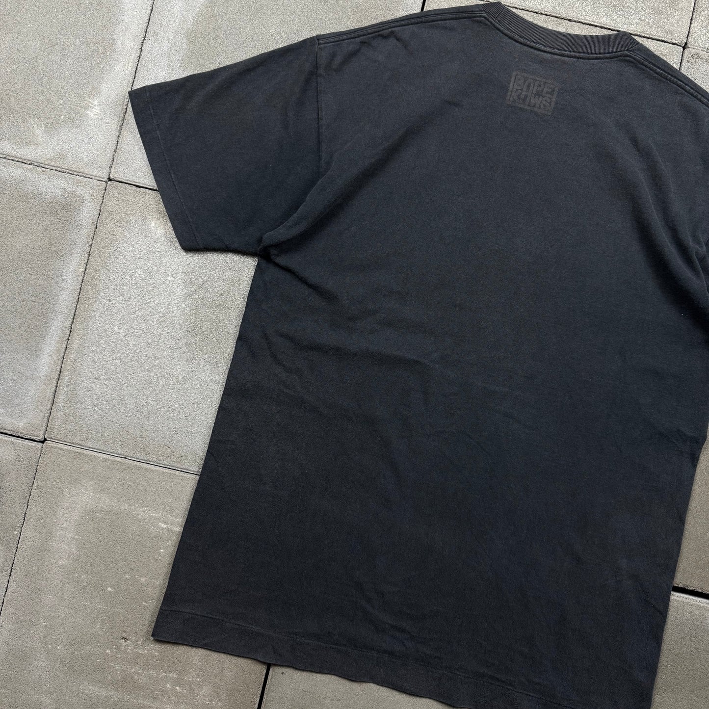 A BATHING APE × KAWS 10s BIG HEAD Tee L