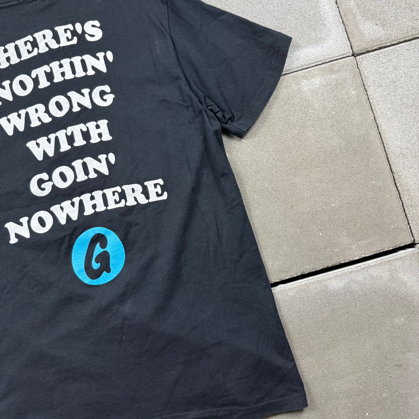 GOOD ENOUGH 10s gram logo pocket Tee