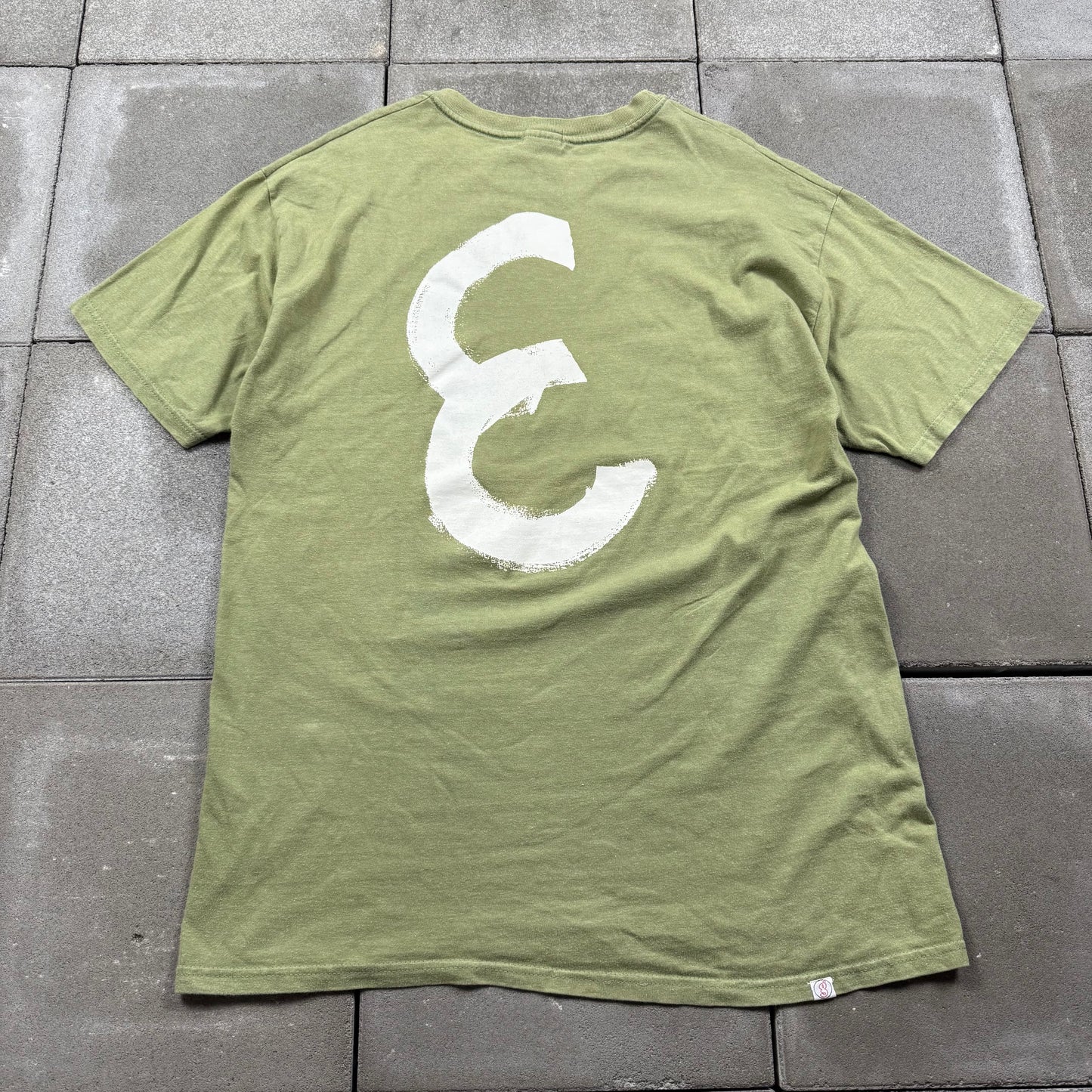 GOOD ENOUGH 00s 2001 "E" Tee hanes body L