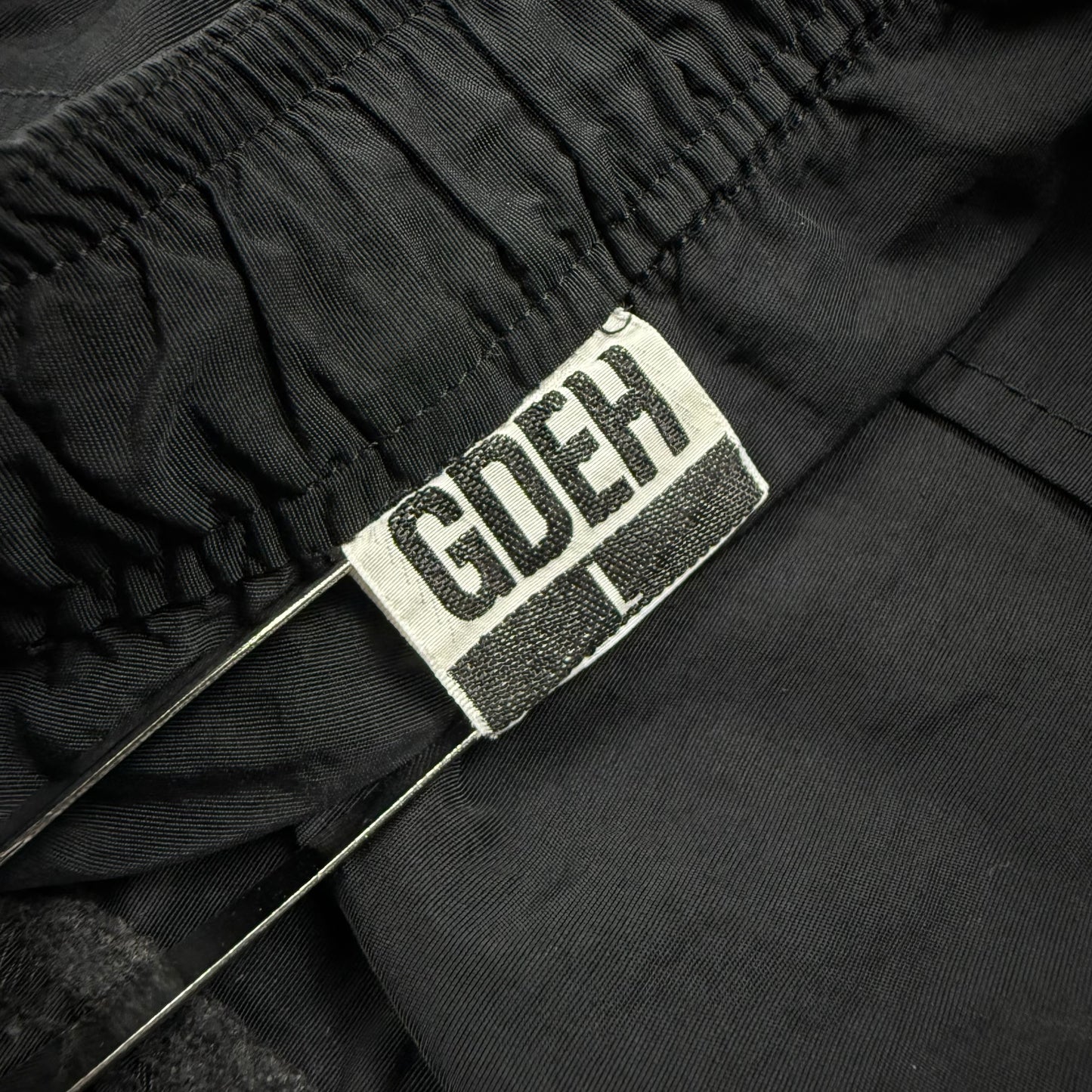 GOOD ENOUGH 00s NYLON CARGO SHORTS L