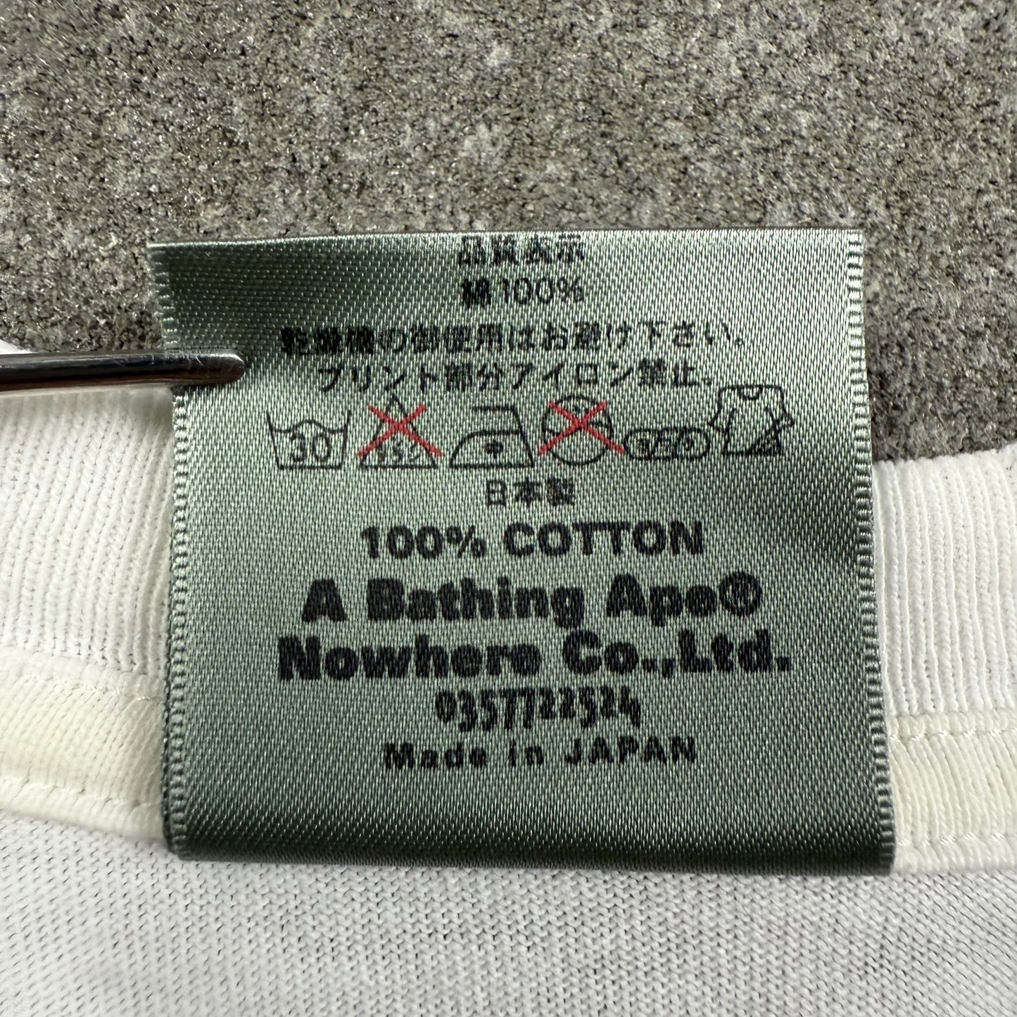 A BATHING APE 00s MAD BAPE blue gradation Tee M