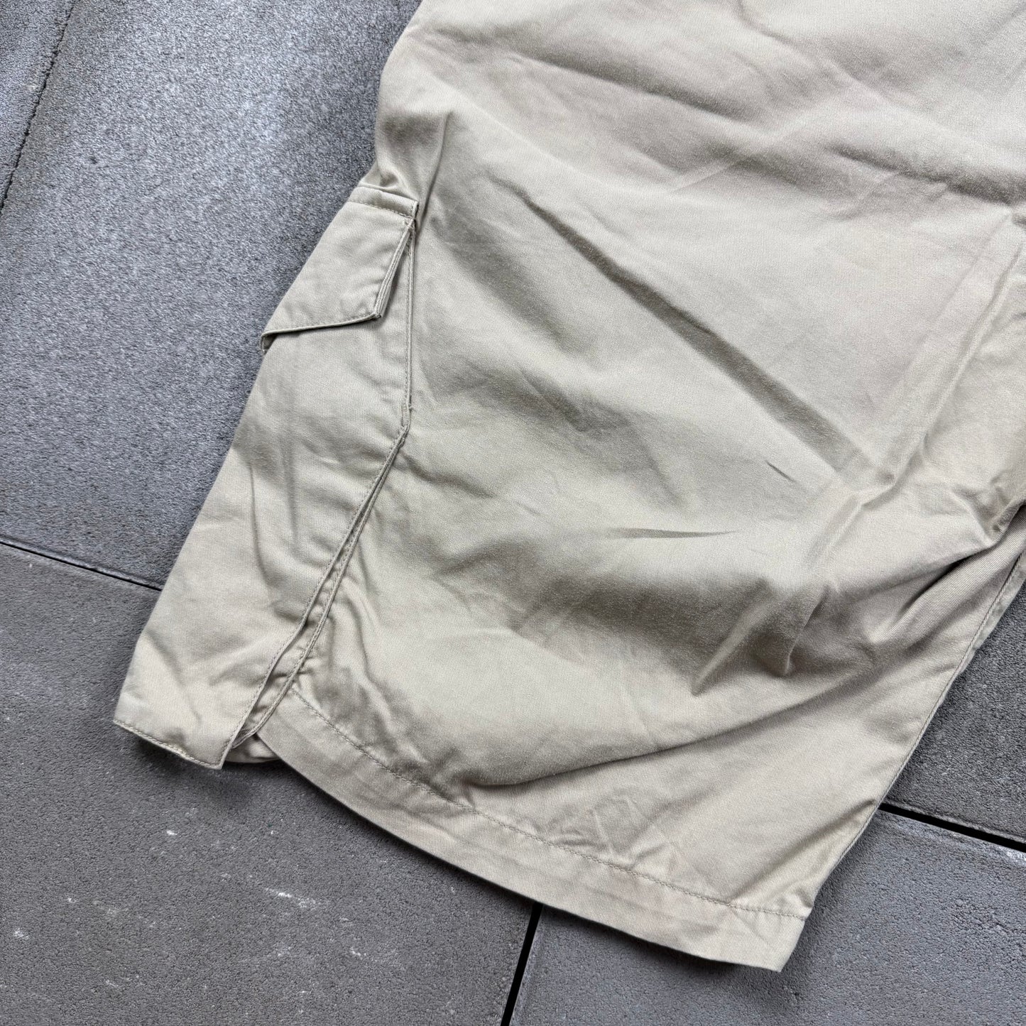 GOOD ENOUGH 00s NYLON CARGO SHORTS L