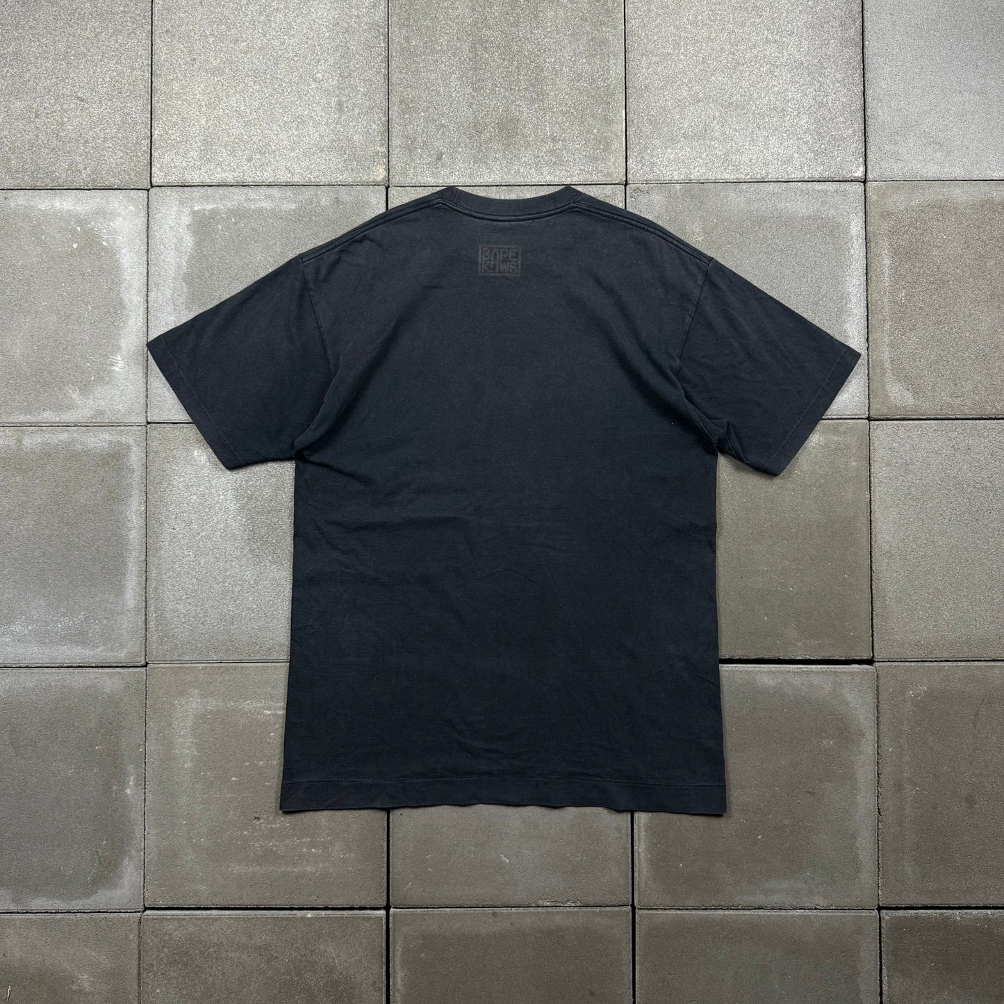 A BATHING APE × KAWS 10s BIG HEAD Tee L