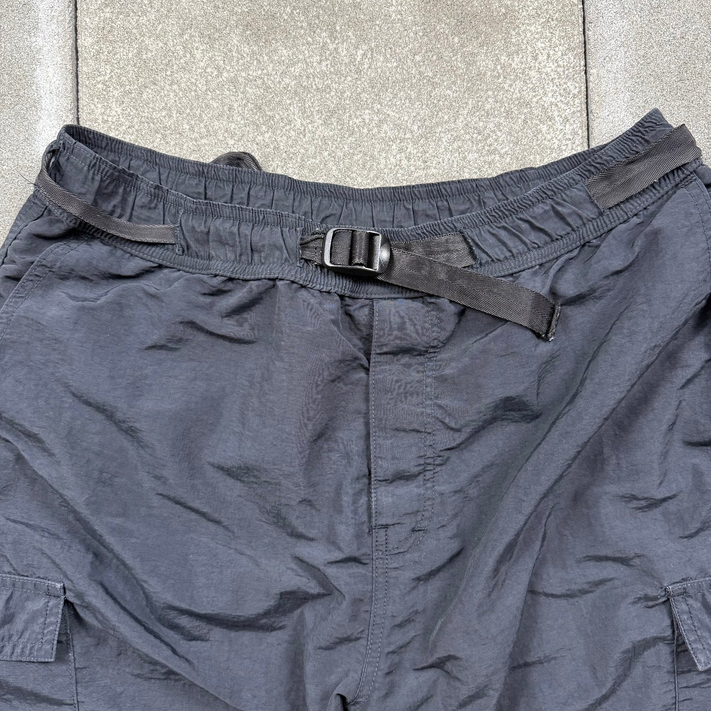 GOOD ENOUGH 00s NYLON CARGO SHORTS L